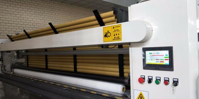 PLC Wallboard آلة لف ورق التواليت 7.5KW 2 تقف 6