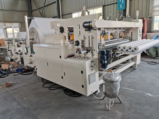 1400mm عرض PLC شاشة تعمل باللمس آلة تحويل ورق التواليت