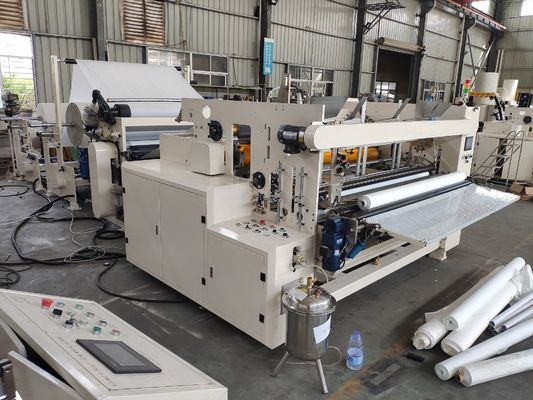90mm حجم 7.5KW سيمنز مناديل التواليت ماكينة