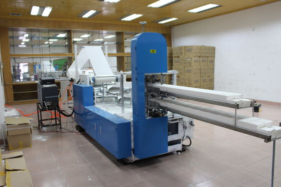 380V 50HZ 200 * 200mm فتح الحجم الكامل التلقائي منديل ماكينة