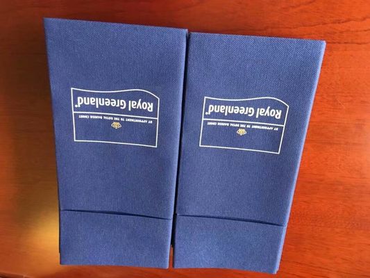 طي 1000 ورقة / دقيقة 5.5KW آلة مناديل العشاء